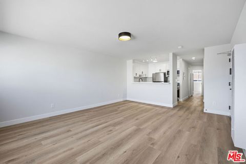Photo of 1337 S Hoover Street #1433  6, Los Angeles, CA 90006 (MLS # 26851805)