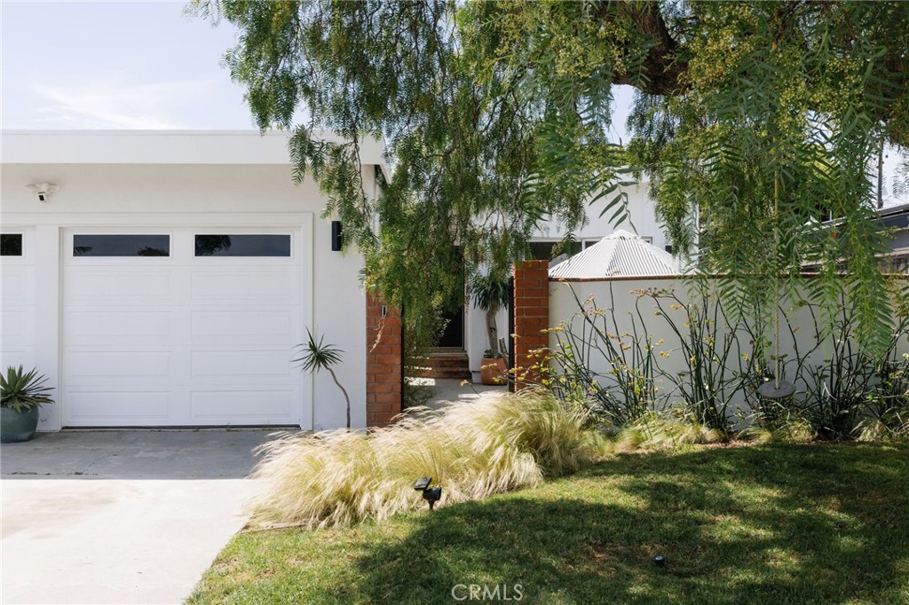 275 Cecil Place
