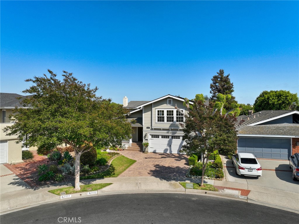 3832 Holden Circle