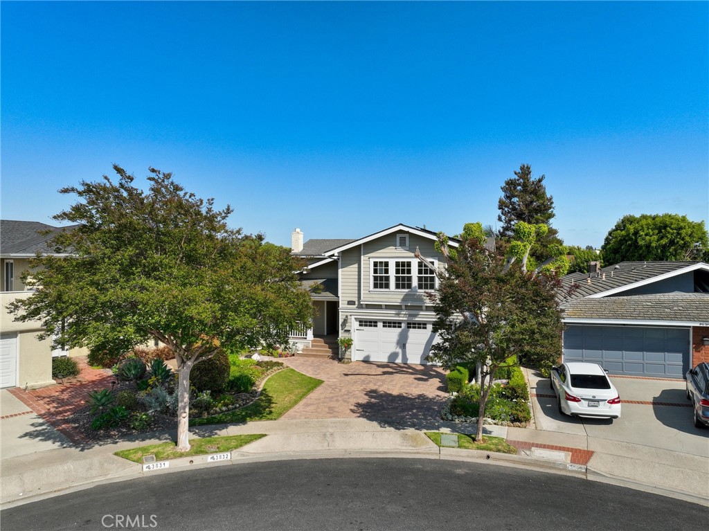 3832 Holden Circle
