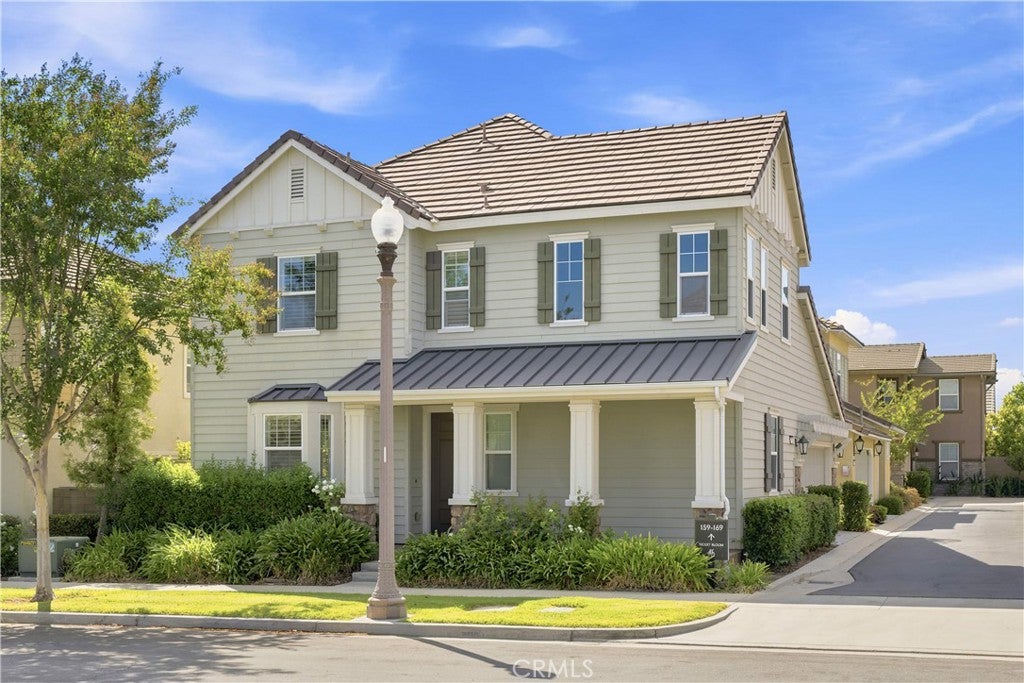 169 Violet Bloom, Irvine CA 92618