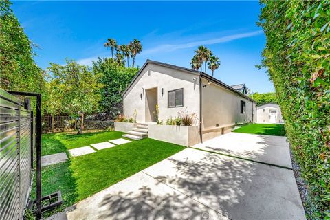 Photo of 6743 Colgate Avenue, Los Angeles, CA 90048 (MLS # SR25277811)