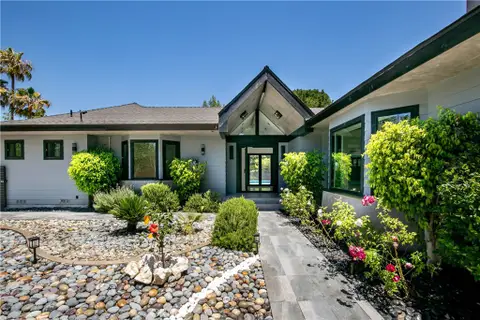 MLS: SR26132622