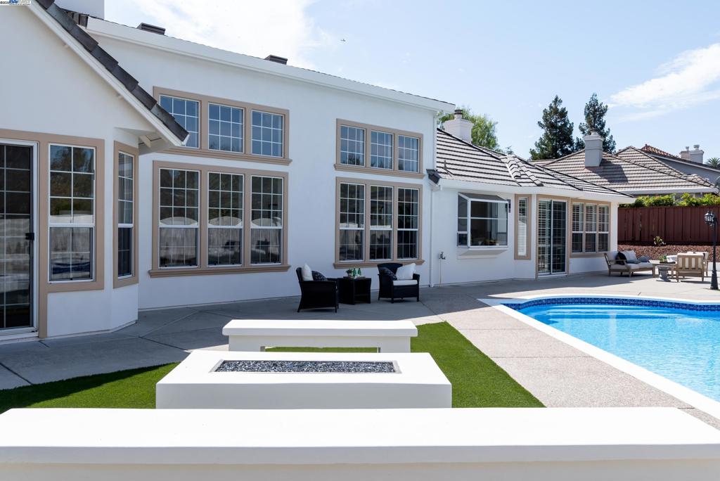 SILVERCREEK - Residential