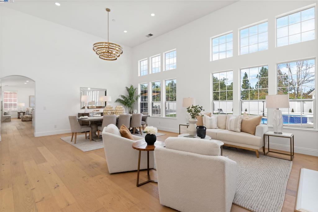 SILVERCREEK - Residential