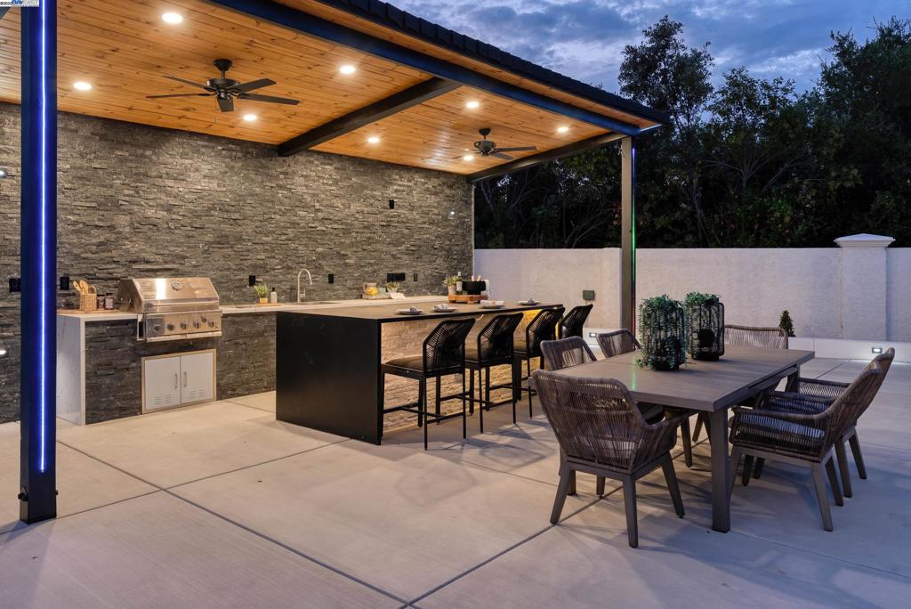SILVERCREEK - Residential