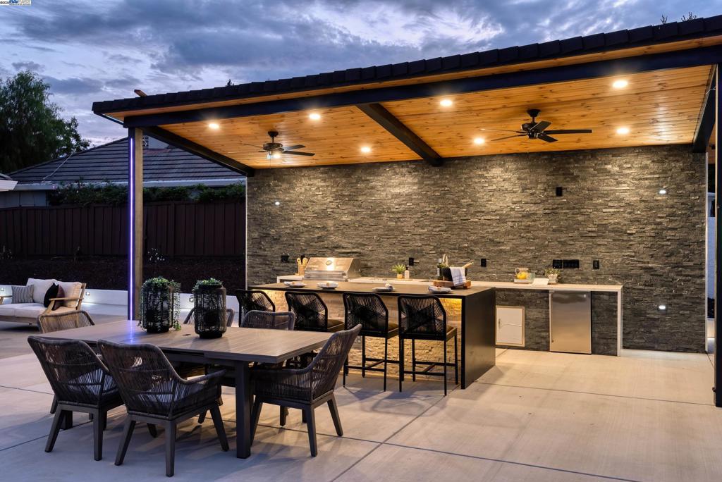 SILVERCREEK - Residential