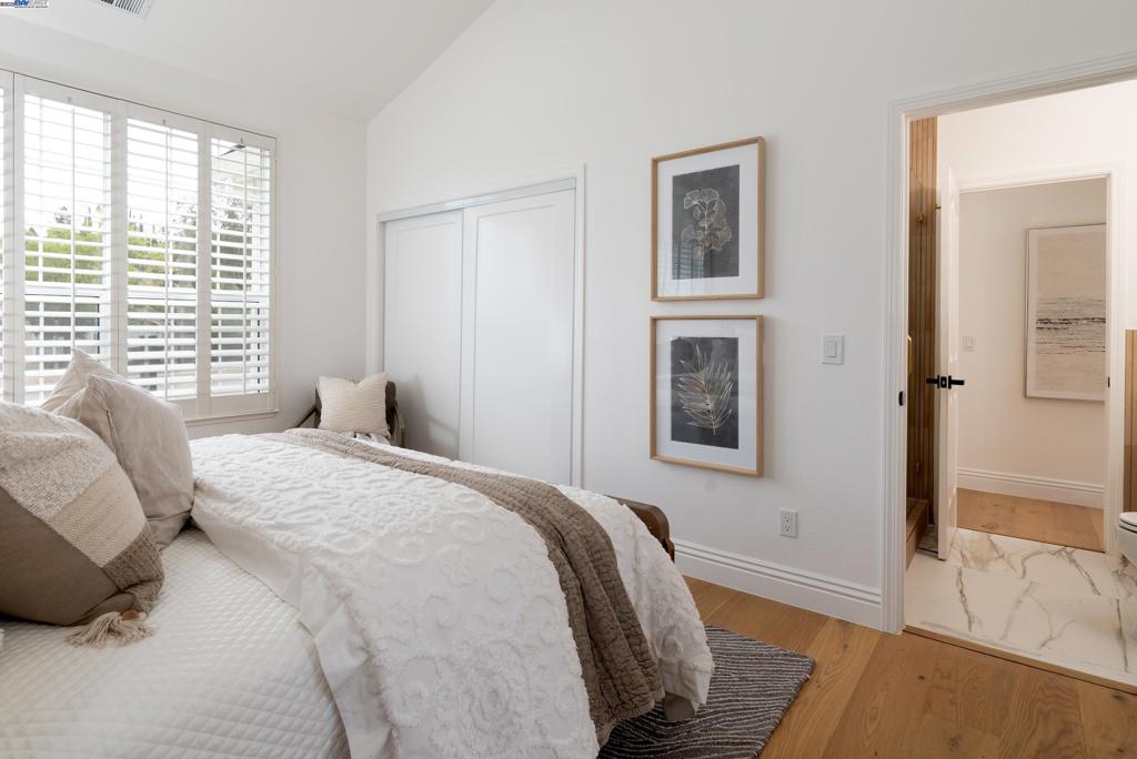 SILVERCREEK - Residential