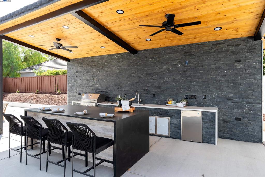 SILVERCREEK - Residential