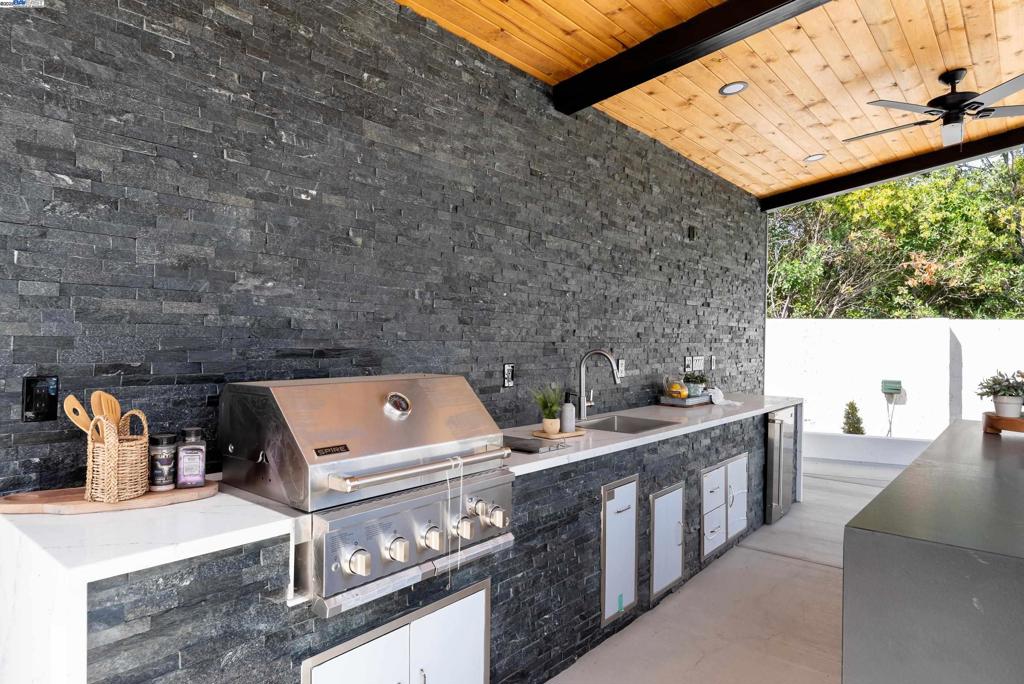 SILVERCREEK - Residential