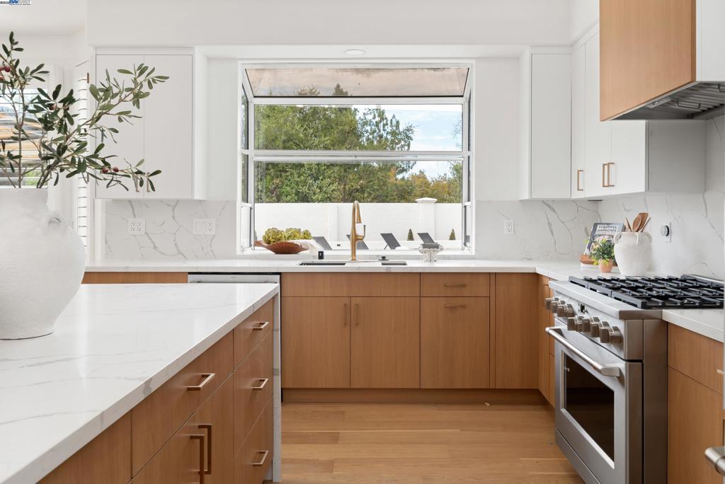 SILVERCREEK - Residential