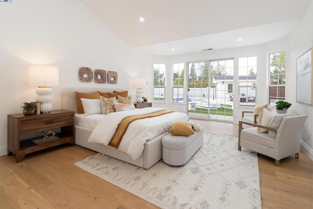 SILVERCREEK - Residential