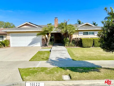 MLS: 26834371