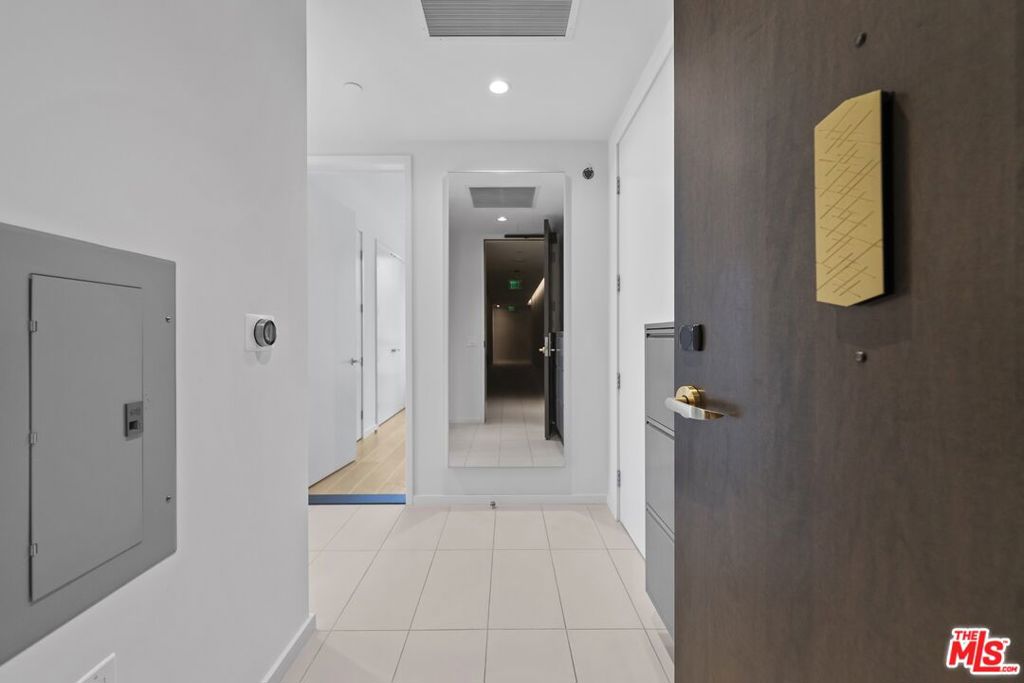 889 Francisco Street 1508