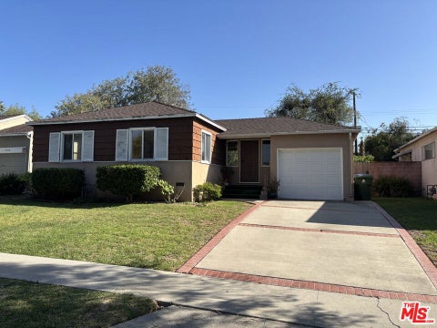 Photo of 5534 W 76th Street, Los Angeles, CA 90045 (MLS # 26988039)