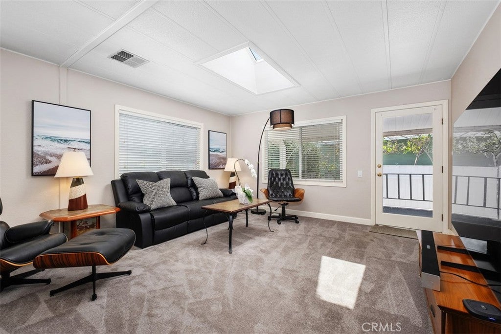 20701 Beach Boulevard 285