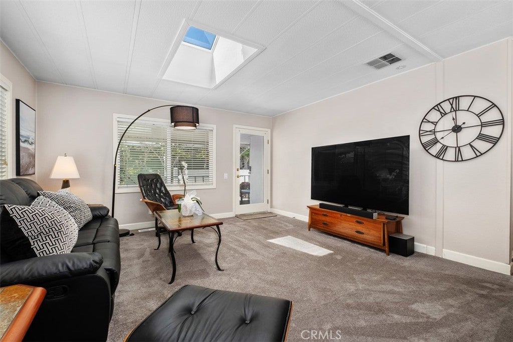 20701 Beach Boulevard 285