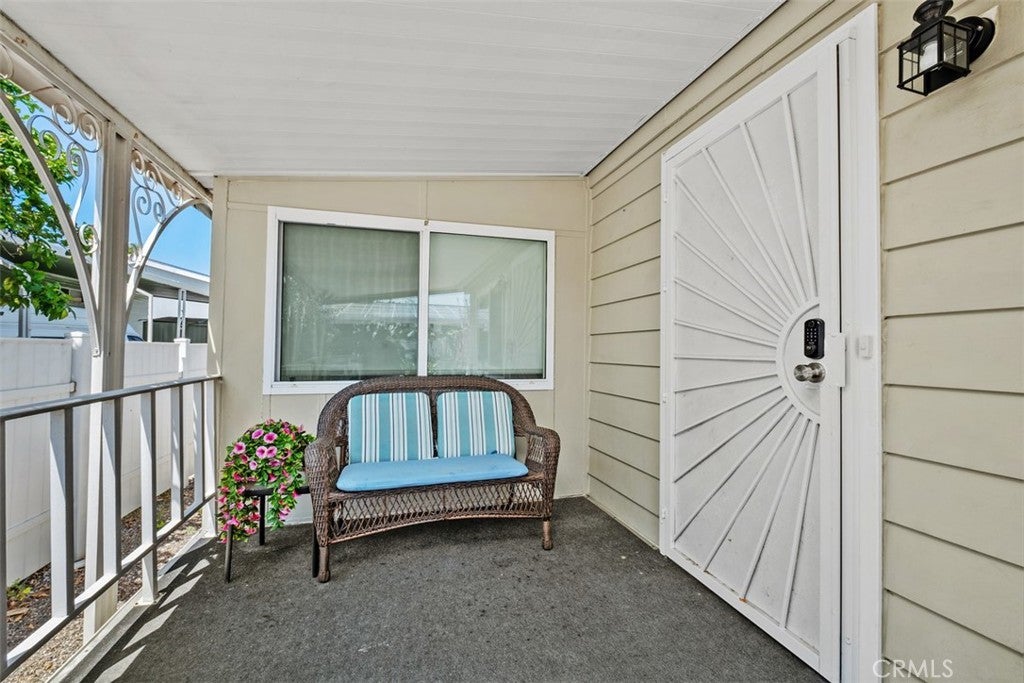 20701 Beach Boulevard 285