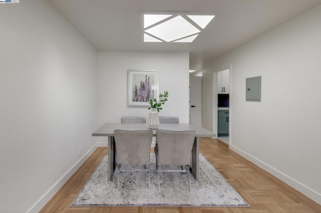 DALY CITY - Residential