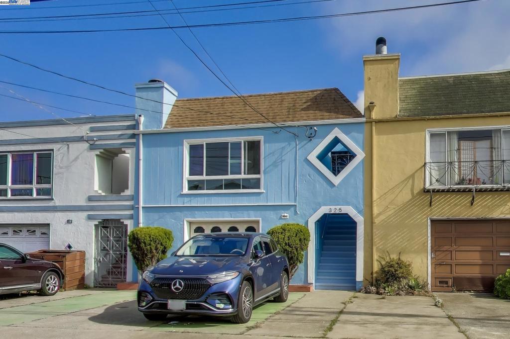 DALY CITY - Residential