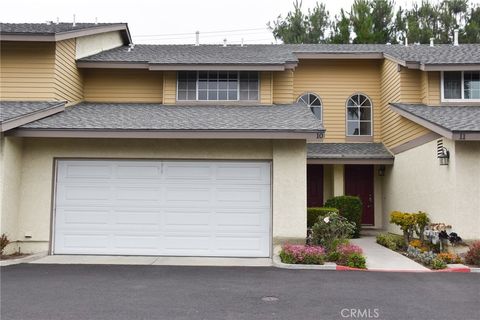 Photo of 630 W Palm Avenue #10, Orange, CA 92868 (MLS # PW25134820) Photo of 630 W Palm Avenue #10, Orange, CA 92868 (MLS # PW25134820)