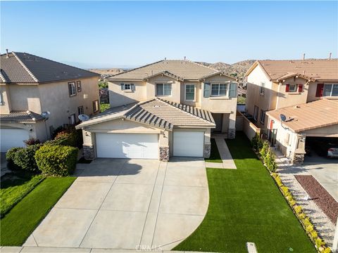 Photo of 2639 Chicory Ln, Palmdale, CA 93551 (MLS # SR25257659)
