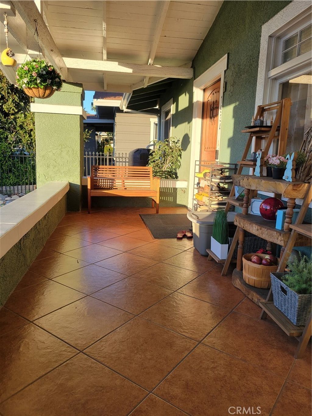 Photo of 1934 Vineyard Avenue, Los Angeles, CA 90016 (MLS # DW26088761)
