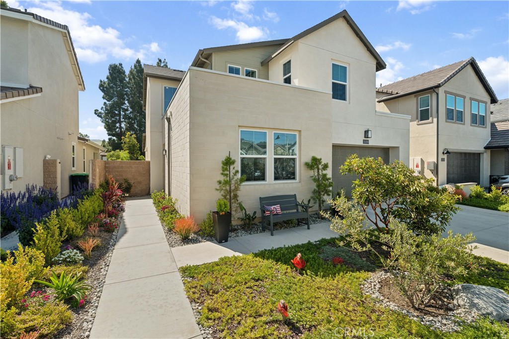 26288 Meadow Dr