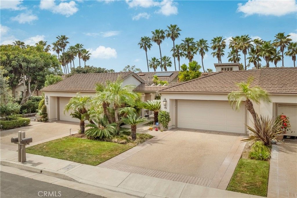 Photo of 15 Sea Cove Ln, Newport Beach, CA 92660 (MLS # LG26073857)