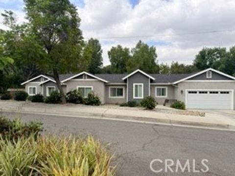 1540 W Cypress Redlands CA 92373
