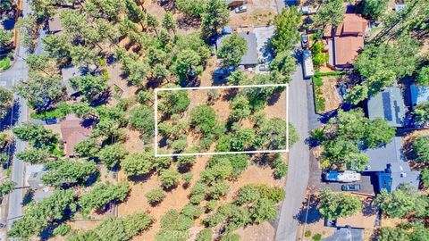 Photo of 0 Oriole Road, Wrightwood, CA 92397 (MLS # HD25162318) Photo of 0 Oriole Road, Wrightwood, CA 92397 (MLS # HD25162318)