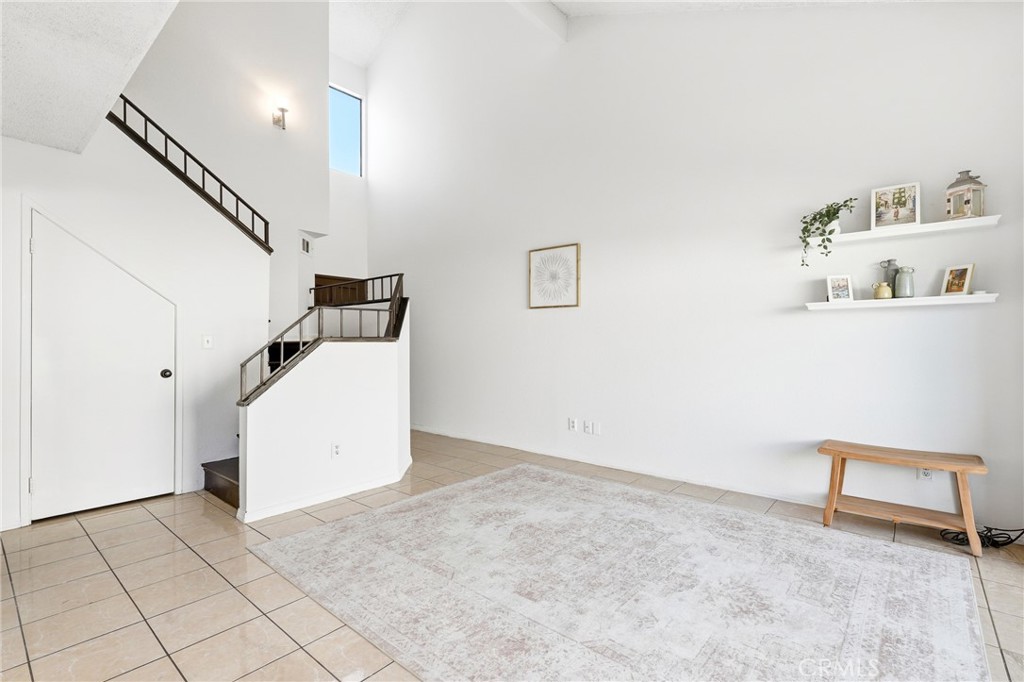 7101 Cerritos Avenue 21