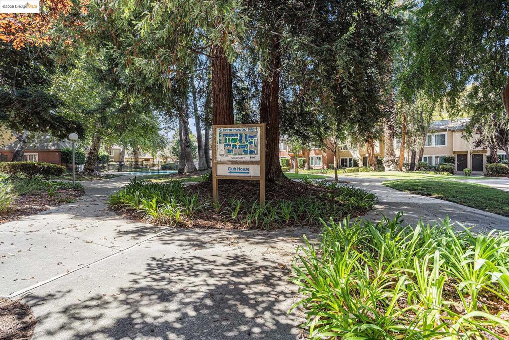 SUMMERWOOD WEST - Residential