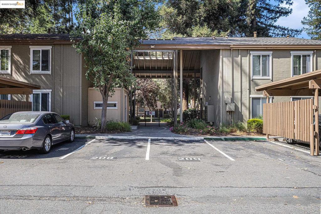 SUMMERWOOD WEST - Residential
