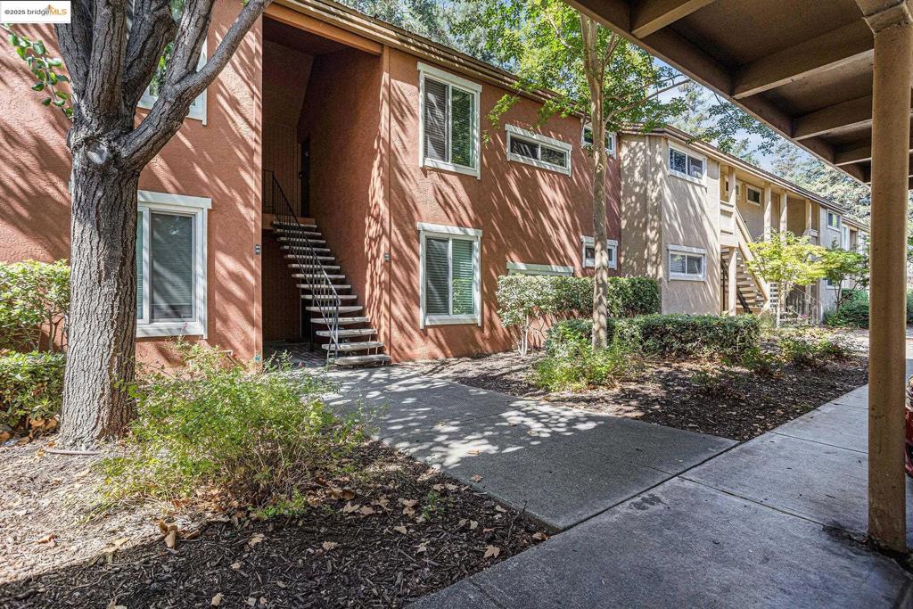SUMMERWOOD WEST - Residential