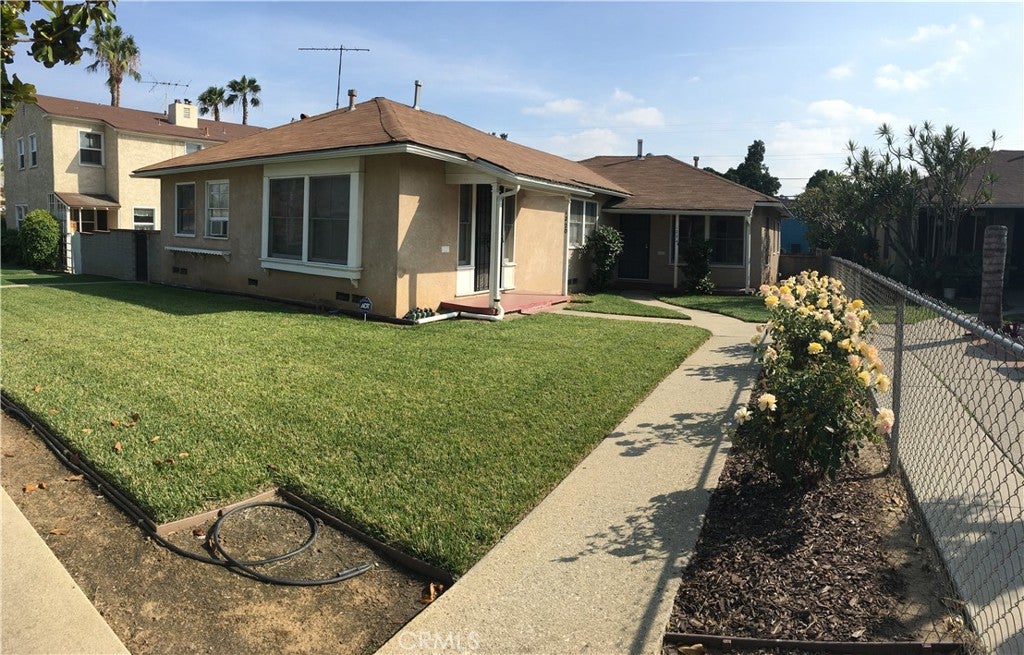 1224 Avenida Cesar Chavez