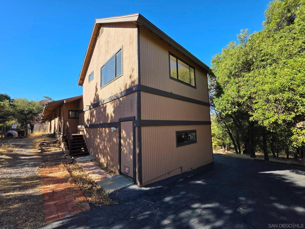 2843 Heliotrope Drive