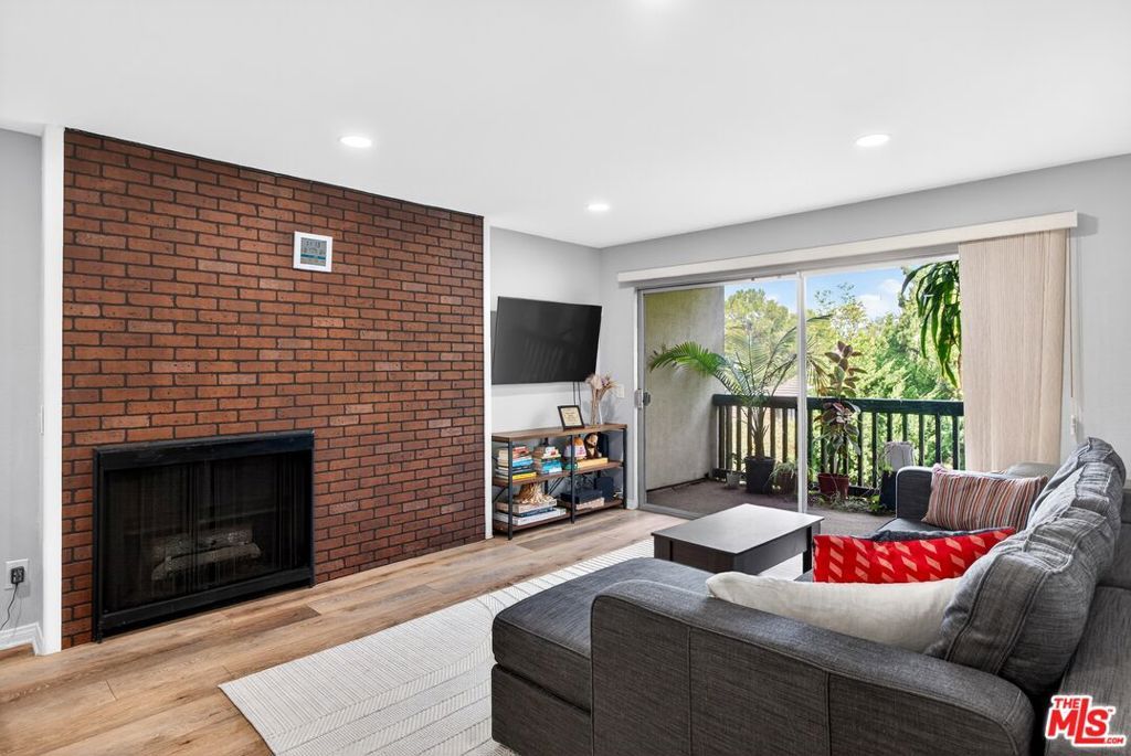 Photo of 1307 Raintree Circle, Culver City, CA 90230 (MLS # 26671827)