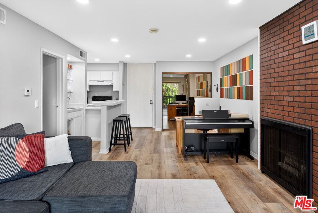 Photo of 1307 Raintree Circle, Culver City, CA 90230 (MLS # 26671827)