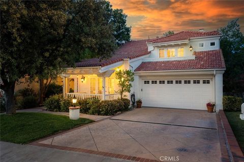 Photo of 26418 Marsala Dr, Valencia, CA 91355 (MLS # SR26084526)