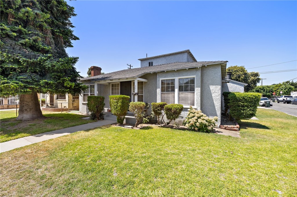 Perfect Starter home features a spacious 3-bedroom, 2-bathrooms with potential to convert to 4 bedrooms, located on a prime corner lot in Compton. The primary suite offers privacy and comfort with its own en-suite bathroom located on second floor, while the two additional bedrooms are generously sized. Enjoy a fully fenced front and backyard, ideal for kids, pets, or weekend gatherings. 2 car garage, ample parking, and the corner location provides both curb appeal and added privacy.
Located minutes from major freeways, schools, and shopping, this home is perfect for families, first-time buyers, in a growing community. Don't miss your chance to own this gem with room to grow — schedule your private tour today!