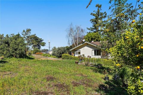 Tiny photo for 1909 Pineridge Dr, Cambria, CA 93428 (MLS # SC26045846)