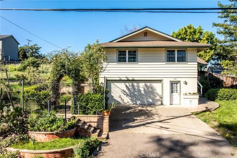 Photo of 1909 Pineridge Dr, Cambria, CA 93428 (MLS # SC26045846)