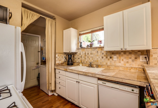 Warm Sands - Residential