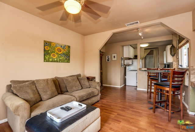 Warm Sands - Residential