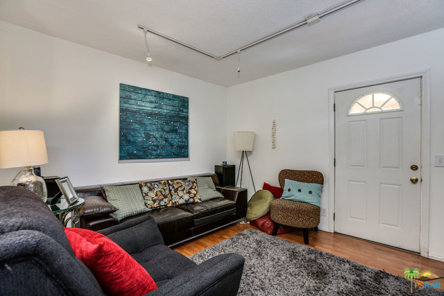 Warm Sands - Residential