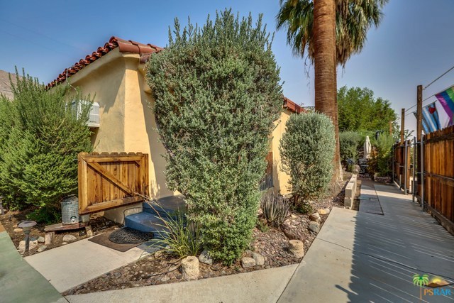 Warm Sands - Residential