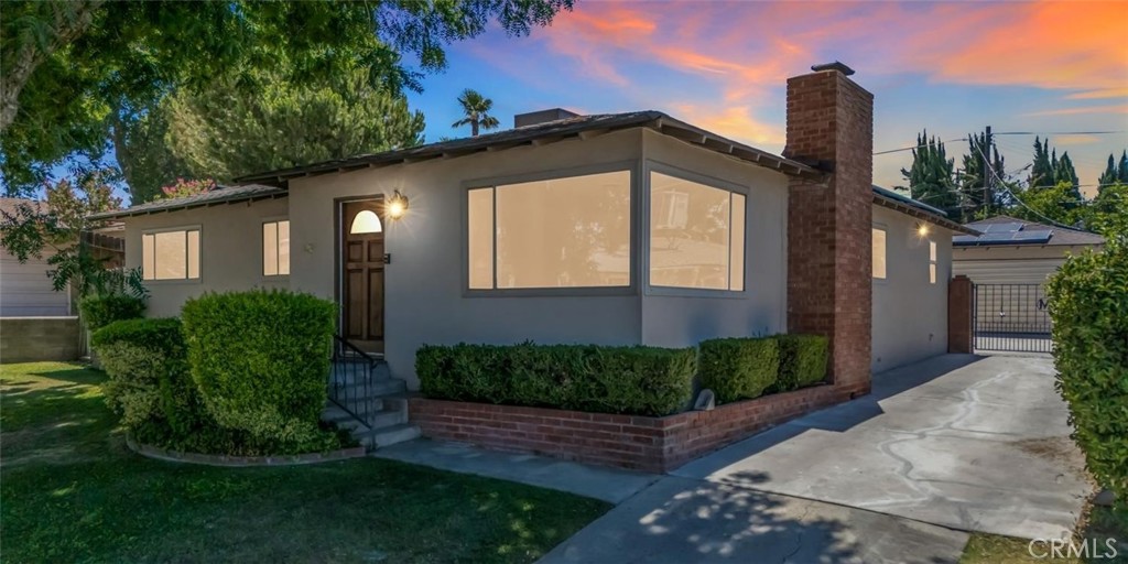 Beautifully remodeled, spacious home. Sparkling pool. RV. All new luxury vinyl plank flooring & interior paint. New stainless steel 5 burner gas range & microwave. Updated stainless steel dishwasher. 2 year old stainless steel fridge remains. Updated double oven. Freshly painted kitchen cabinets. Updated concrete tile counter tops w/new subway tile back splash. Cabinets have been freshly painted. Can lites. New backdoor. Updated light and plumbing fixtures throughout. Updated lovely front door. New ceiling fans. Updated nest thermostat. Updated exterior paint in 2018. Large walk in pantry & laundry room w/upgraded glass door. Newer washer & dryer remain . The beautiful open great room features a cozy fireplace w/updated gas log insert. Spacious owner's suite features french doors & an updated bathroom. Lovely newly remodeled guest bathroom w/ upgraded tiled shower enclosure, vanity & toilet. Dual pane windows. Will have new 2 inch faux wood blinds . 24 solar panels.