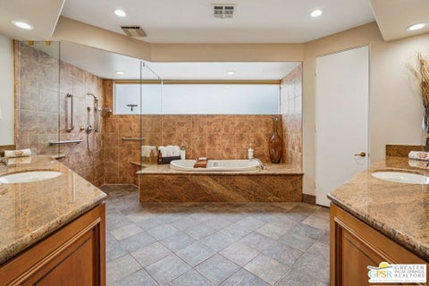 Tiny photo for 79140 Fox Run, La Quinta, CA 92253 (MLS # 26986561PS)