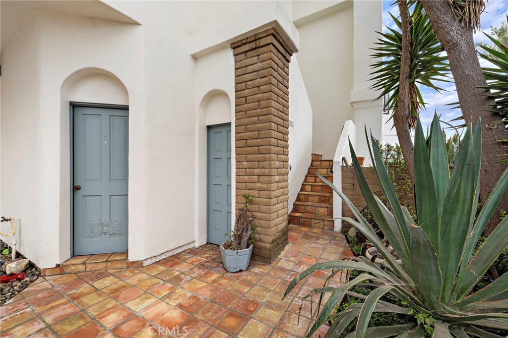 Pier Bowl - Residential Lease